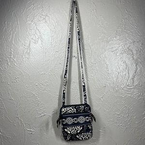 Vera‎ Bradley ALL IN ONE over the body purse